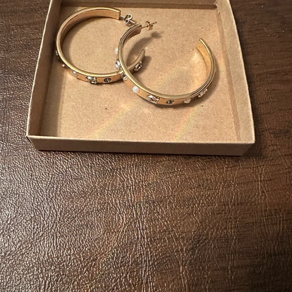 NWT Coach signature large hoop earrings w/ faux pearls + faux crystals - Picture 5 of 9